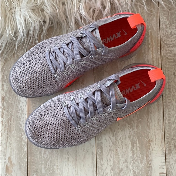 NWT Nike Air Vapormax Flyknit - Picture 9 of 11